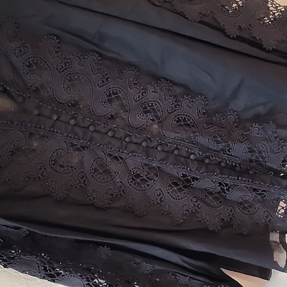 Lace inset drama sleeve shirt - Picture 2 of 3